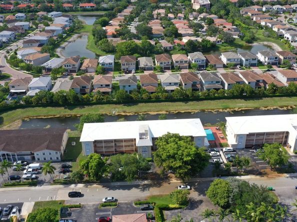 8821 NW 38th Dr 205A, Coral Springs FL 33065