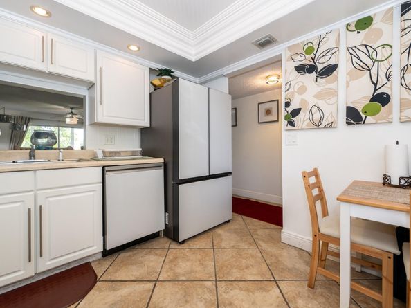 8821 NW 38th Dr 205A, Coral Springs FL 33065