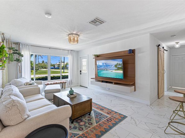 14 NE 29th St, Wilton Manors FL 33334