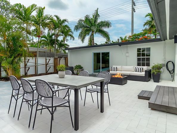 1399 NE 38th Street, Oakland Park FL 33334