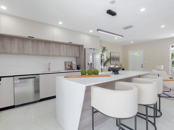 1399 NE 38th Street, Oakland Park FL 33334