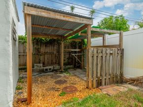 1399 NE 38th Street, Oakland Park FL 33334