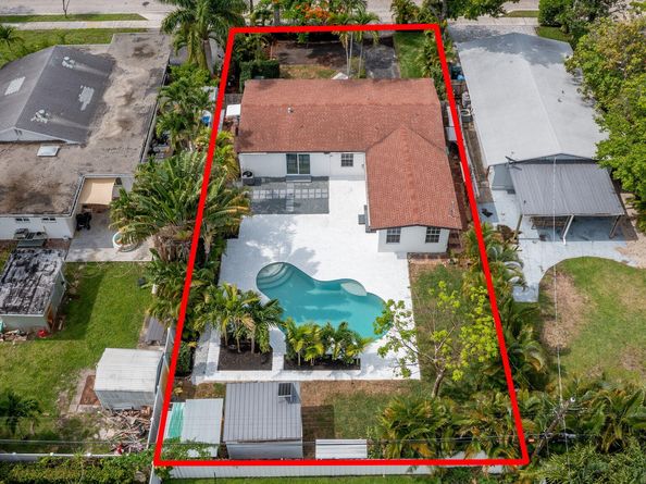 1399 NE 38th Street, Oakland Park FL 33334