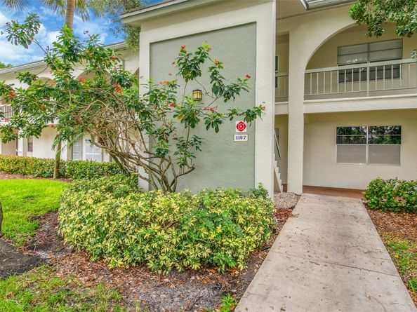 1107 Bahama Bnd E1, Coconut Creek FL 33066