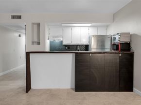 1107 Bahama Bnd E1, Coconut Creek FL 33066