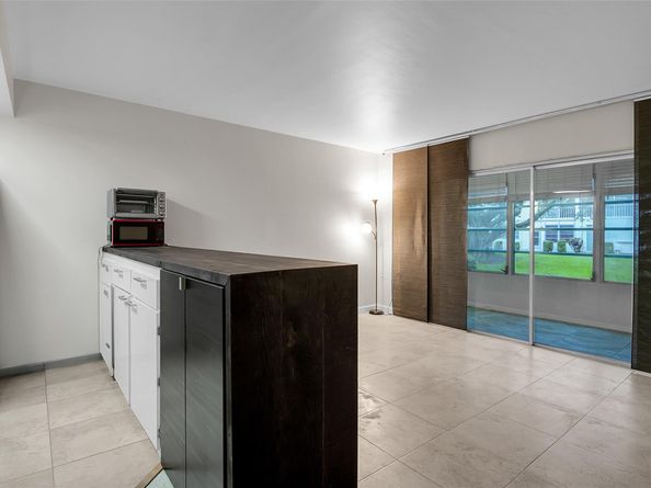 1107 Bahama Bnd E1, Coconut Creek FL 33066