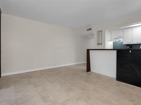 1107 Bahama Bnd E1, Coconut Creek FL 33066
