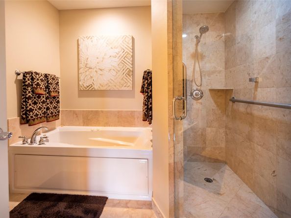 16135 Emerald Estates Dr 272, Weston FL 33331