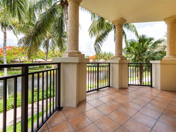 16135 Emerald Estates Dr 272, Weston FL 33331