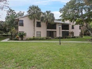 3117 Cocoplum Cir