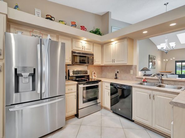 6375 Kings Gate Circle, Delray Beach FL 33484
