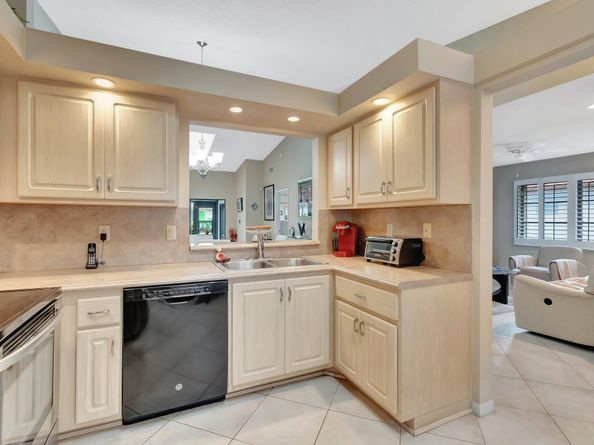 6375 Kings Gate Circle, Delray Beach FL 33484