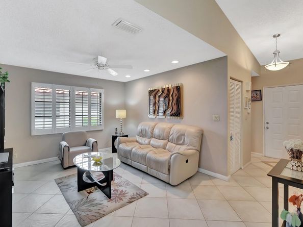 6375 Kings Gate Circle, Delray Beach FL 33484