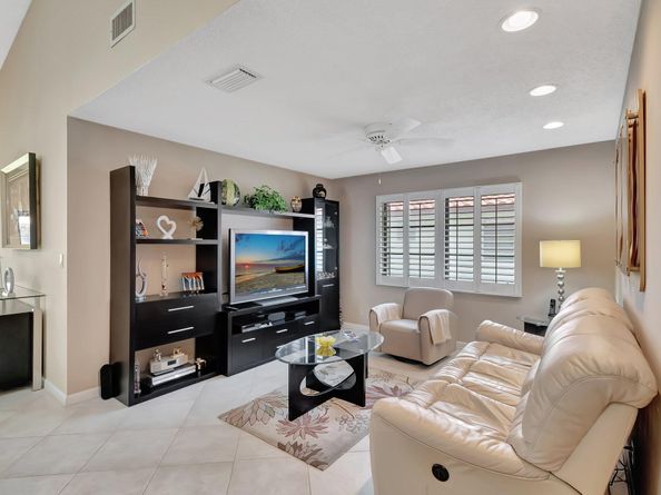 6375 Kings Gate Circle, Delray Beach FL 33484