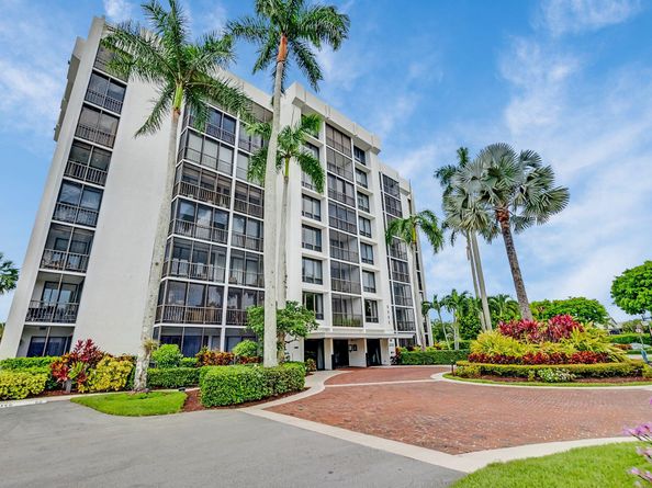 6895 Willow Wood Drive 1023, Boca Raton FL 33434