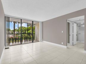 6895 Willow Wood Drive 1023, Boca Raton FL 33434