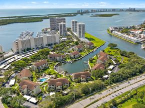 1124 Marine Way W D2r + Boat Slip 19, North Palm Beach FL 33408