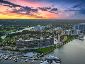 1124 Marine Way W D2r + Boat Slip 19, North Palm Beach FL 33408