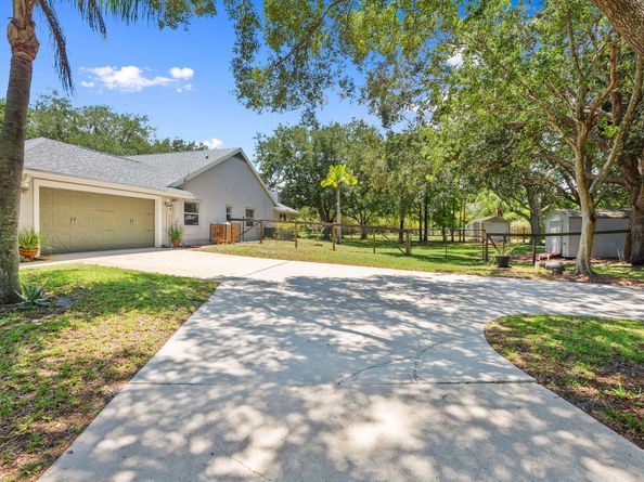 16673 75th Way N, Palm Beach Gardens FL 33418