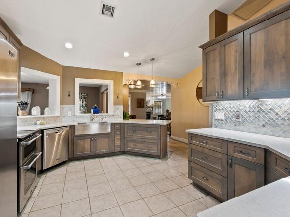 16673 75th Way N, Palm Beach Gardens FL 33418
