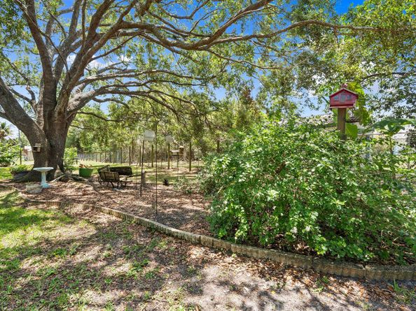 16673 75th Way N, Palm Beach Gardens FL 33418