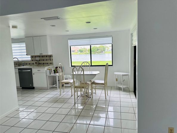 13309 NW 8th Ct, Sunrise FL 33325