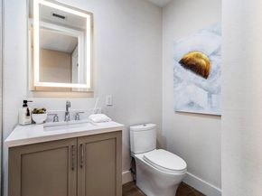 184 Lake Drive 3302, Palm Beach Shores FL 33404