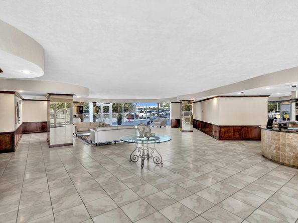 2841 N Ocean Blvd 1710, Fort Lauderdale FL 33308