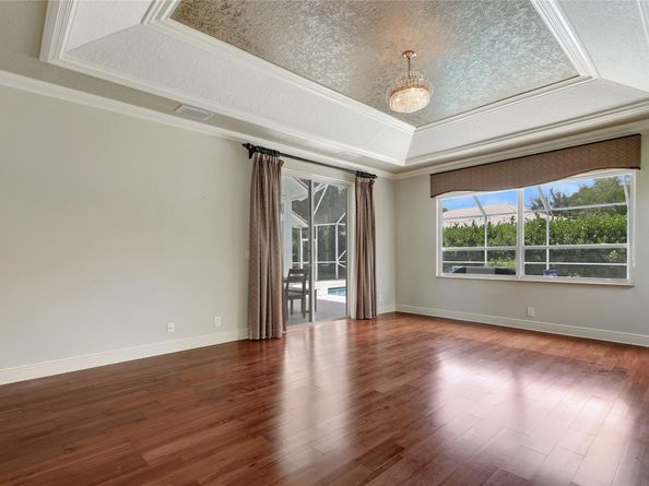 2100 NW 127th Avenue, Pembroke Pines FL 33028