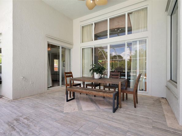 2100 NW 127th Avenue, Pembroke Pines FL 33028