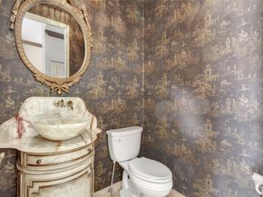 2100 NW 127th Avenue, Pembroke Pines FL 33028