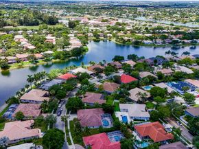 2100 NW 127th Avenue, Pembroke Pines FL 33028