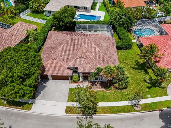 2100 NW 127th Avenue, Pembroke Pines FL 33028