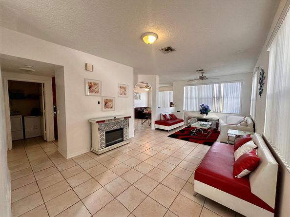 6831 Torch Key St, Lake Worth FL 33467