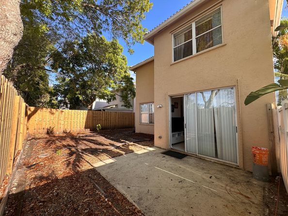 6831 Torch Key St, Lake Worth FL 33467