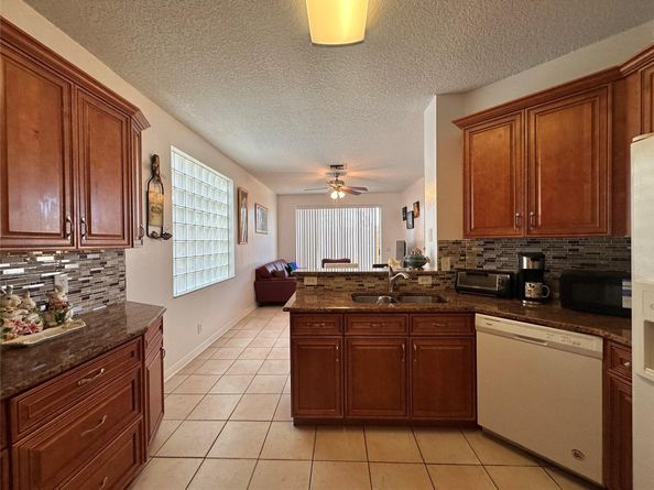 6831 Torch Key St, Lake Worth FL 33467