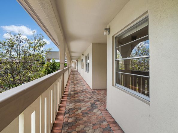 1601 Abaco Dr D4, Coconut Creek FL 33066