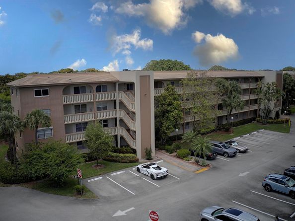 1601 Abaco Dr D4, Coconut Creek FL 33066