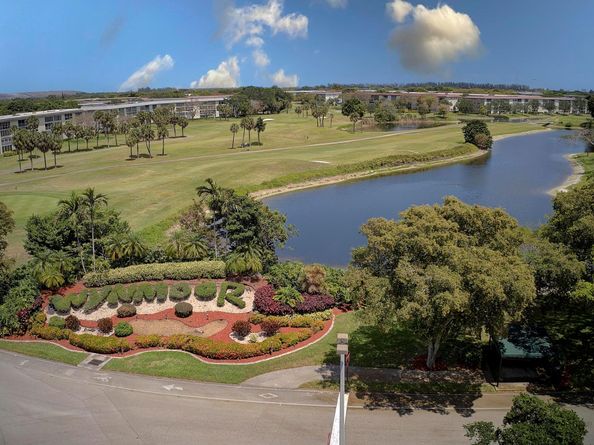 1601 Abaco Dr D4, Coconut Creek FL 33066