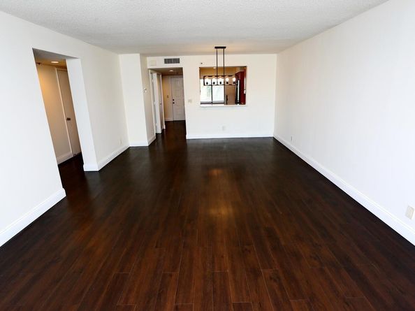 7290 Kinghurst Drive 407, Delray Beach FL 33446