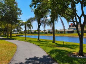 7290 Kinghurst Drive 407, Delray Beach FL 33446
