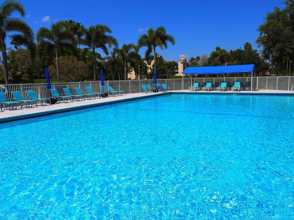 7290 Kinghurst Drive 407, Delray Beach FL 33446