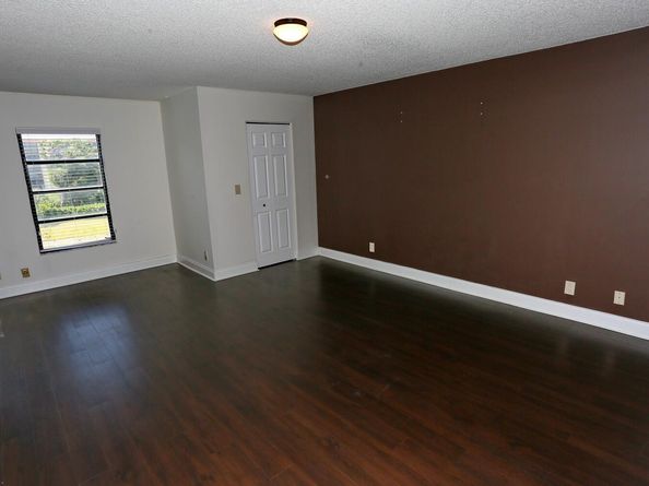 7290 Kinghurst Drive 407, Delray Beach FL 33446