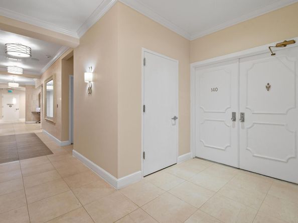 108 Lakeshore Drive 140, North Palm Beach FL 33408
