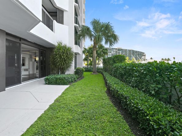 108 Lakeshore Drive 140, North Palm Beach FL 33408