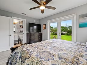 81 NW 37th St, Oakland Park FL 33309