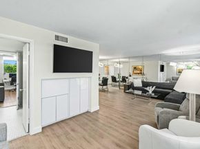 6461 NW 2nd Ave Avenue 411, Boca Raton FL 33487