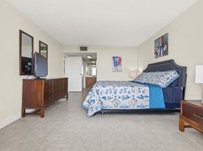 1830 Embassy Drive 607, West Palm Beach FL 33401
