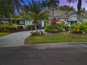 4964 NW 108th Ter, Coral Springs FL 33076