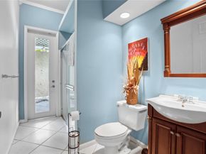 4964 NW 108th Ter, Coral Springs FL 33076